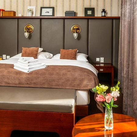 Hotel Golden Eagle 레비체 외부 사진