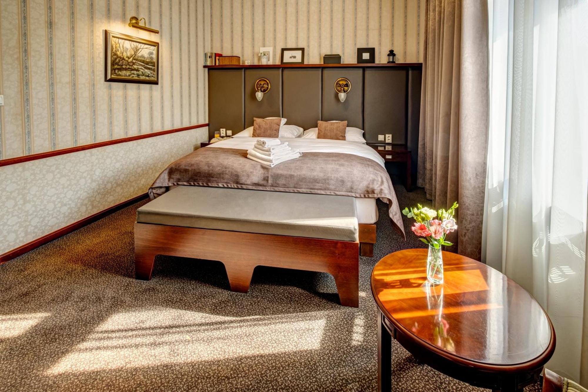 Hotel Golden Eagle 레비체 외부 사진